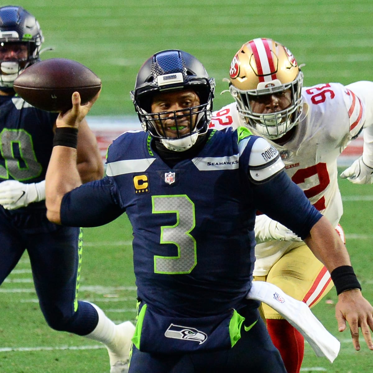 Too many mistakes cost the 49ers in a 28-21 loss to the Seahawks