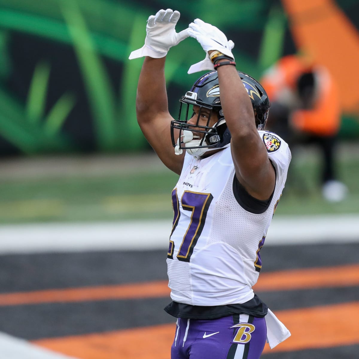 FanDuel: Ravens Running Back J.K. Dobbins Fantasy Outlook - Sports