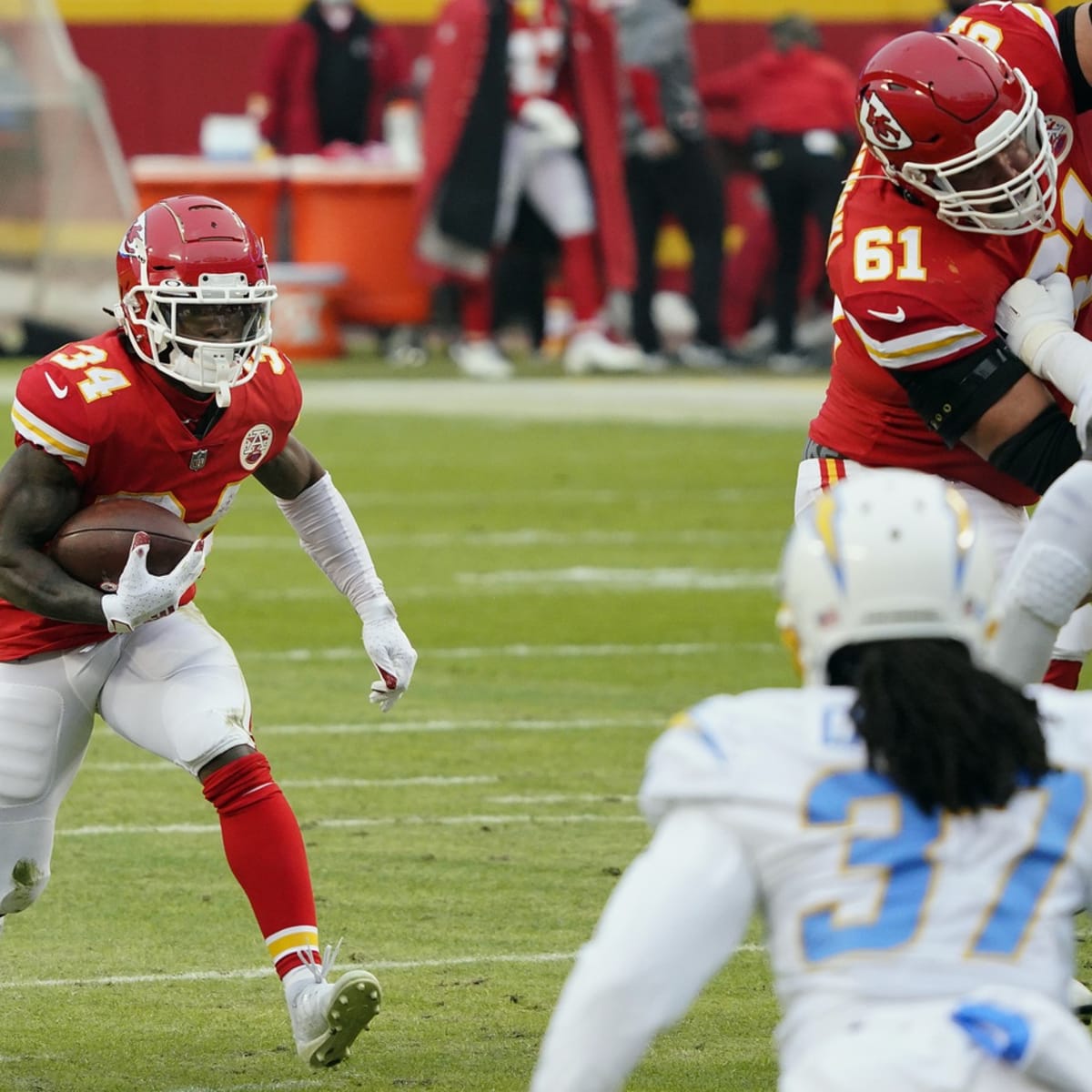 Chiefs Running Back Darwin Thompson Scores First Touchdown Of Season  Against Chargers