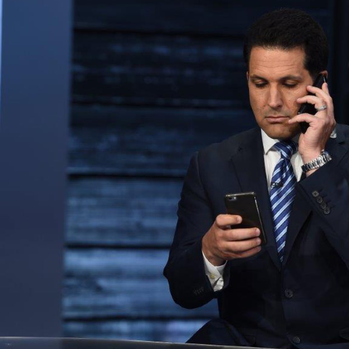 Adam Schefter Demonstrates ESPN's Twitter Benefits - PR