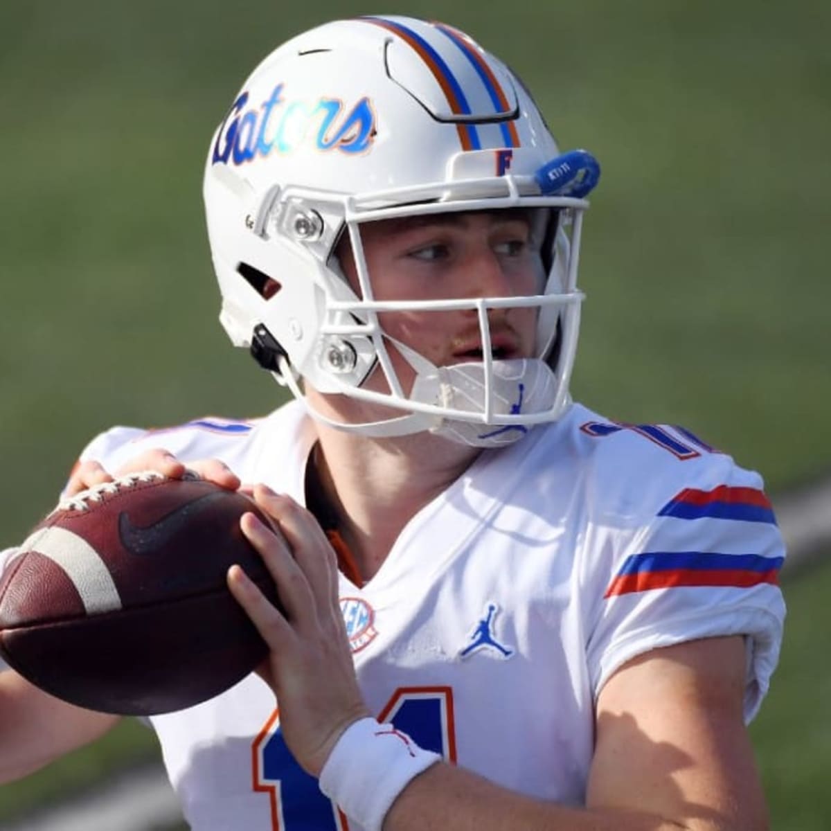 Another Gator QB quandry: Trask out for the season with foot injury