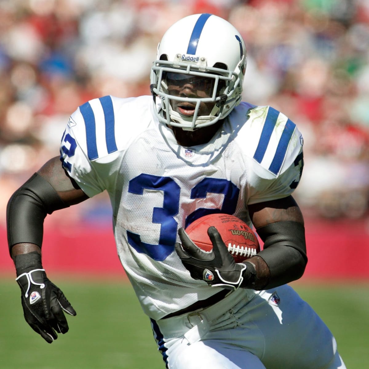 Anthony Richardson passes Hall of Famer to set Colts franchise