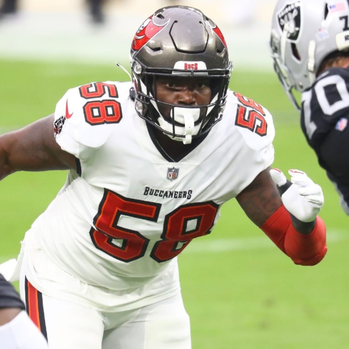 Buccaneers' Shaq Barrett to miss rest of regular season with MCL, ACL  sprain; Mike Evans on COVID-19 list - The Athletic