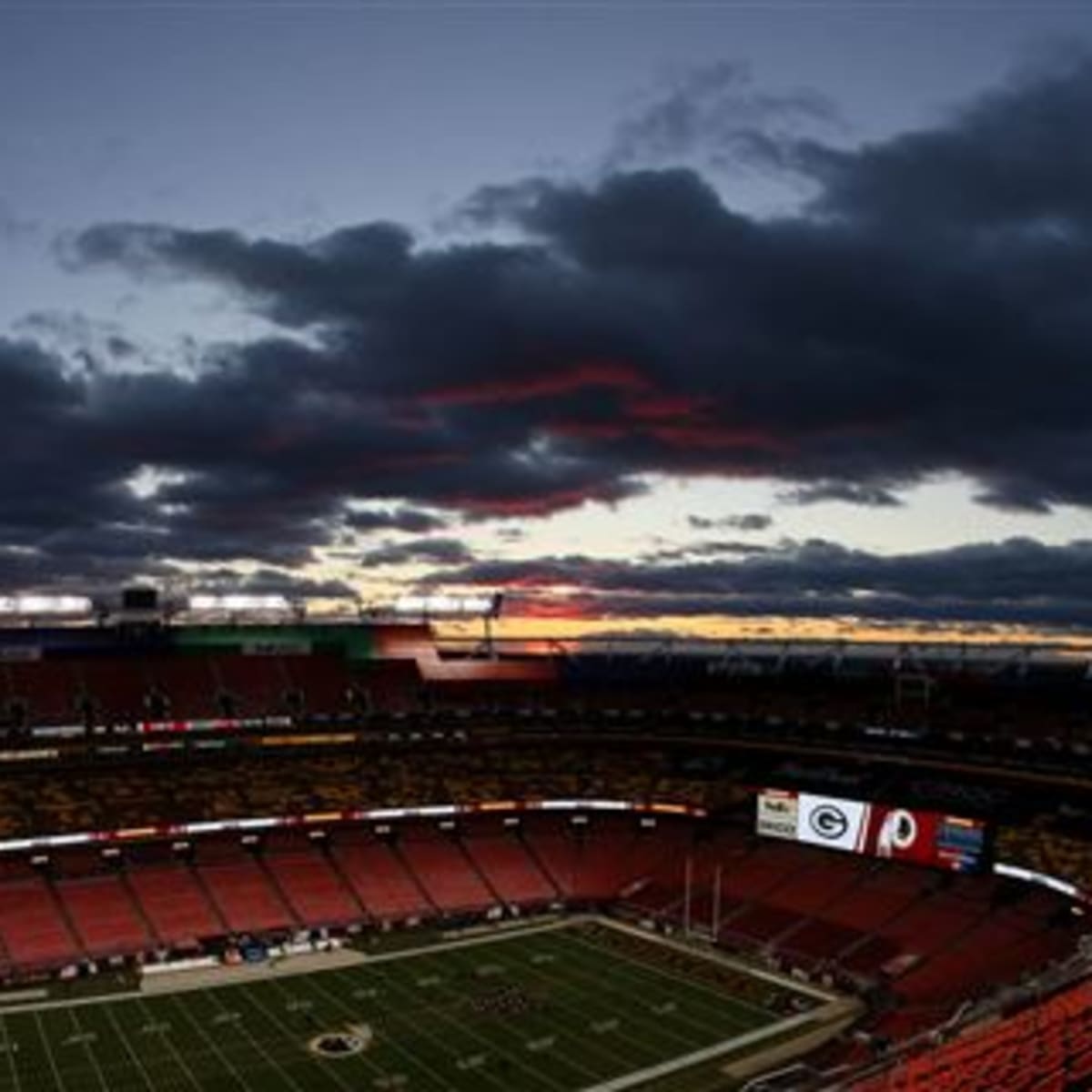 WFT plans to open FedEx Field to full capacity in 2021