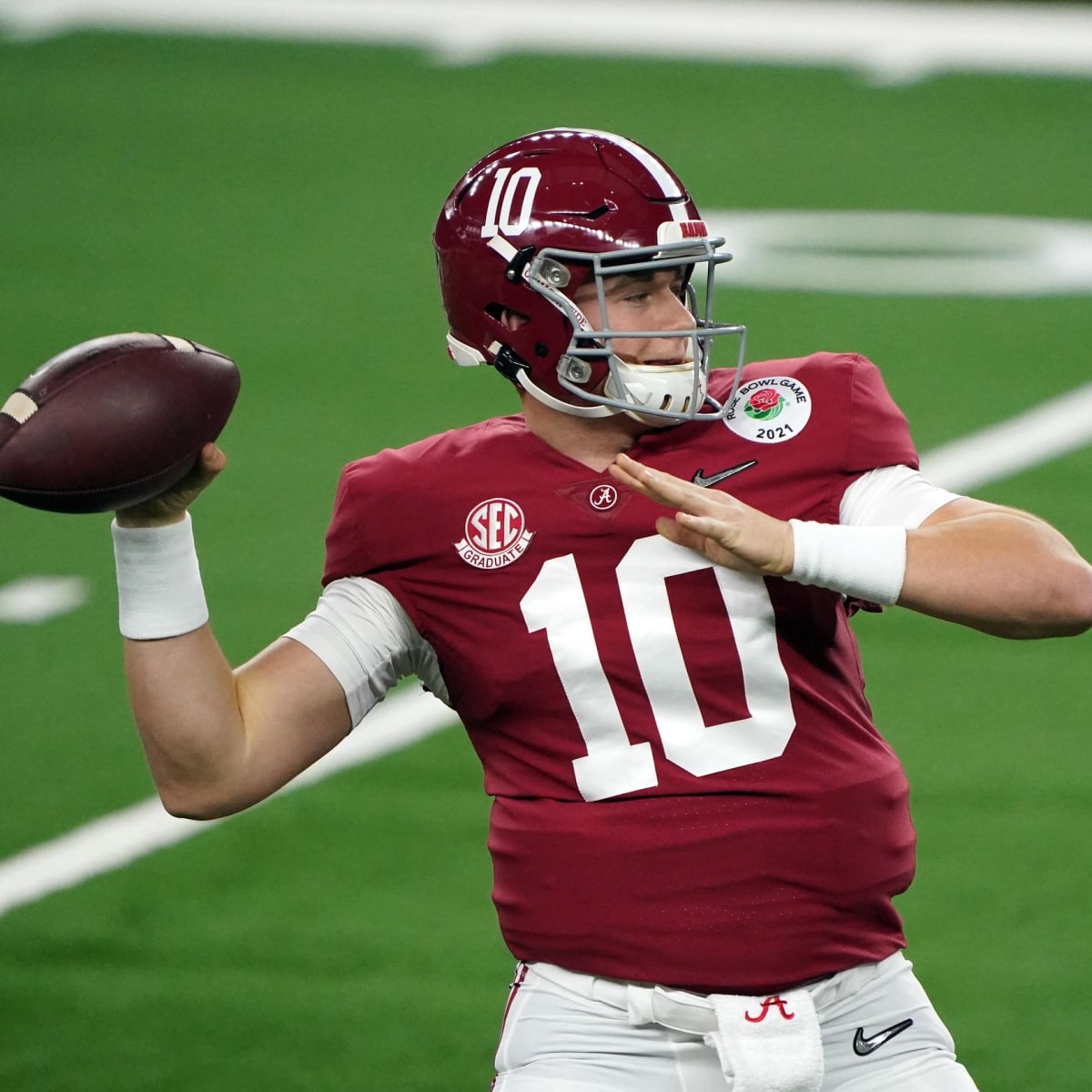 Mac Jones Scouting Report on New England Patriots' QB Ian Book - Sports  Illustrated New England Patriots News, Analysis and More