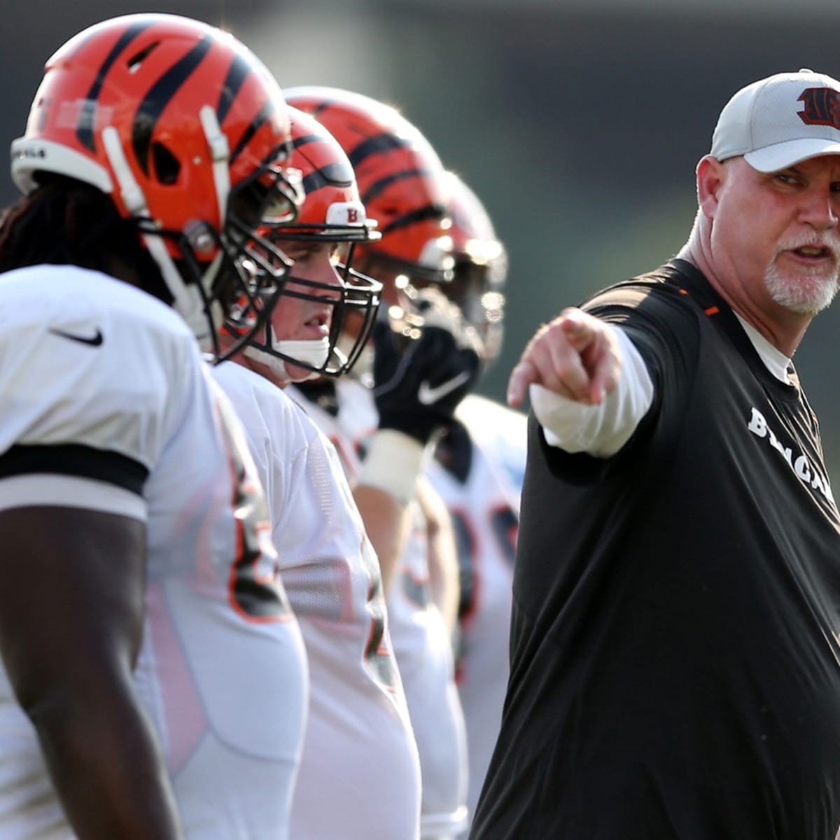 Why the Bengals' offensive line is sharpening its identity and having fun  as a unit 