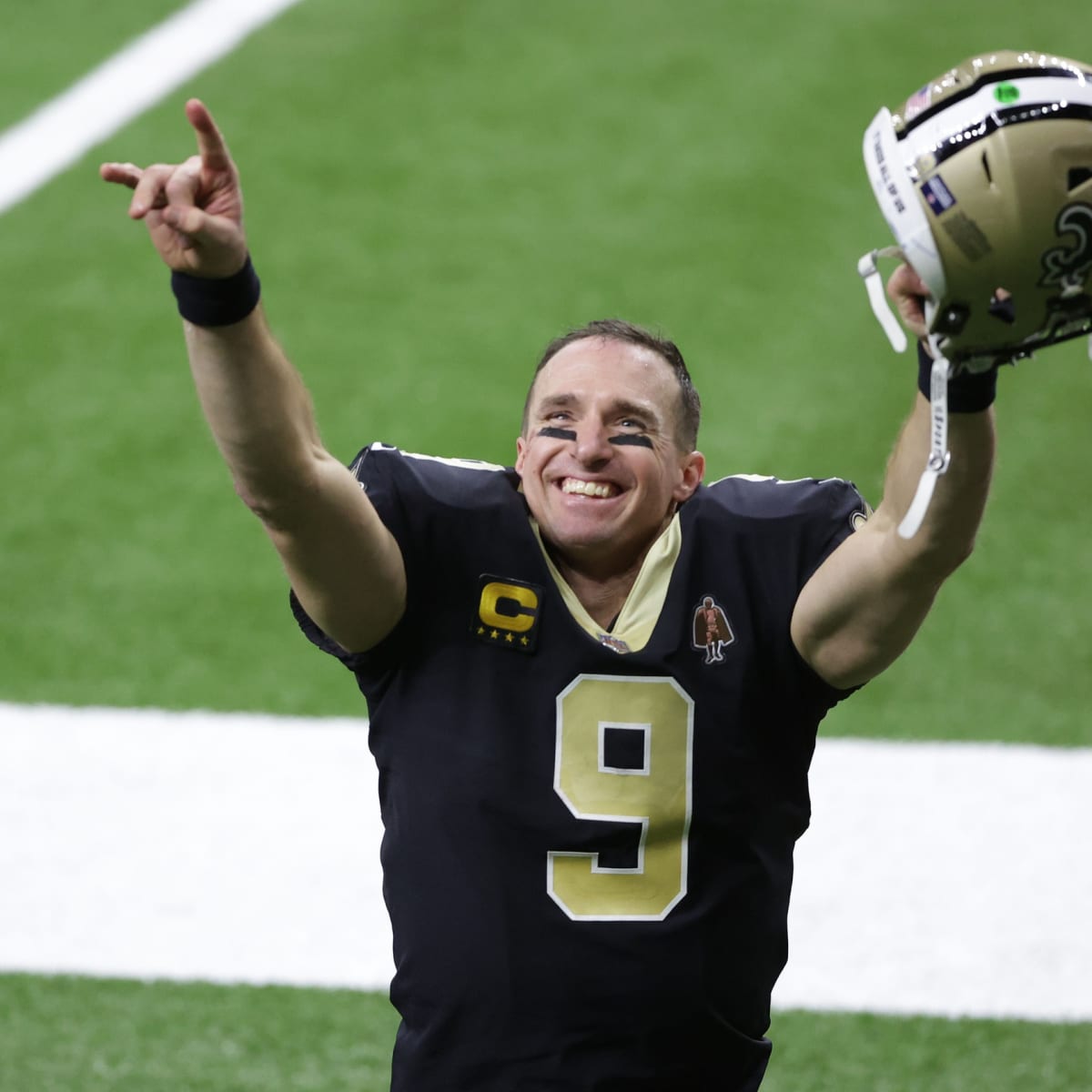 New Orleans Saints quarterback Drew Brees announces NFL retirement - BBC  Sport