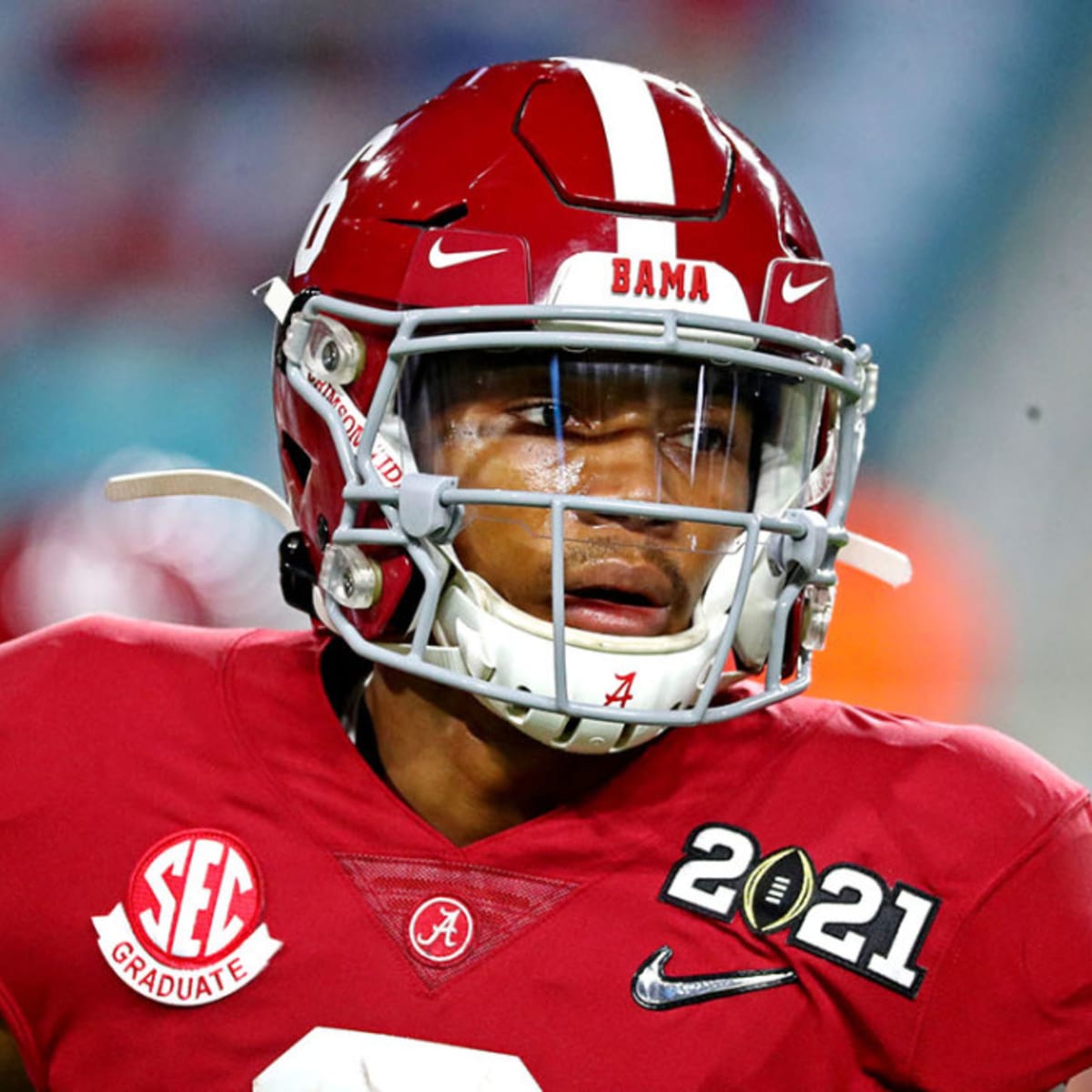 DeVonta Smith: Alabama WR shatters records in title game - Sports  Illustrated