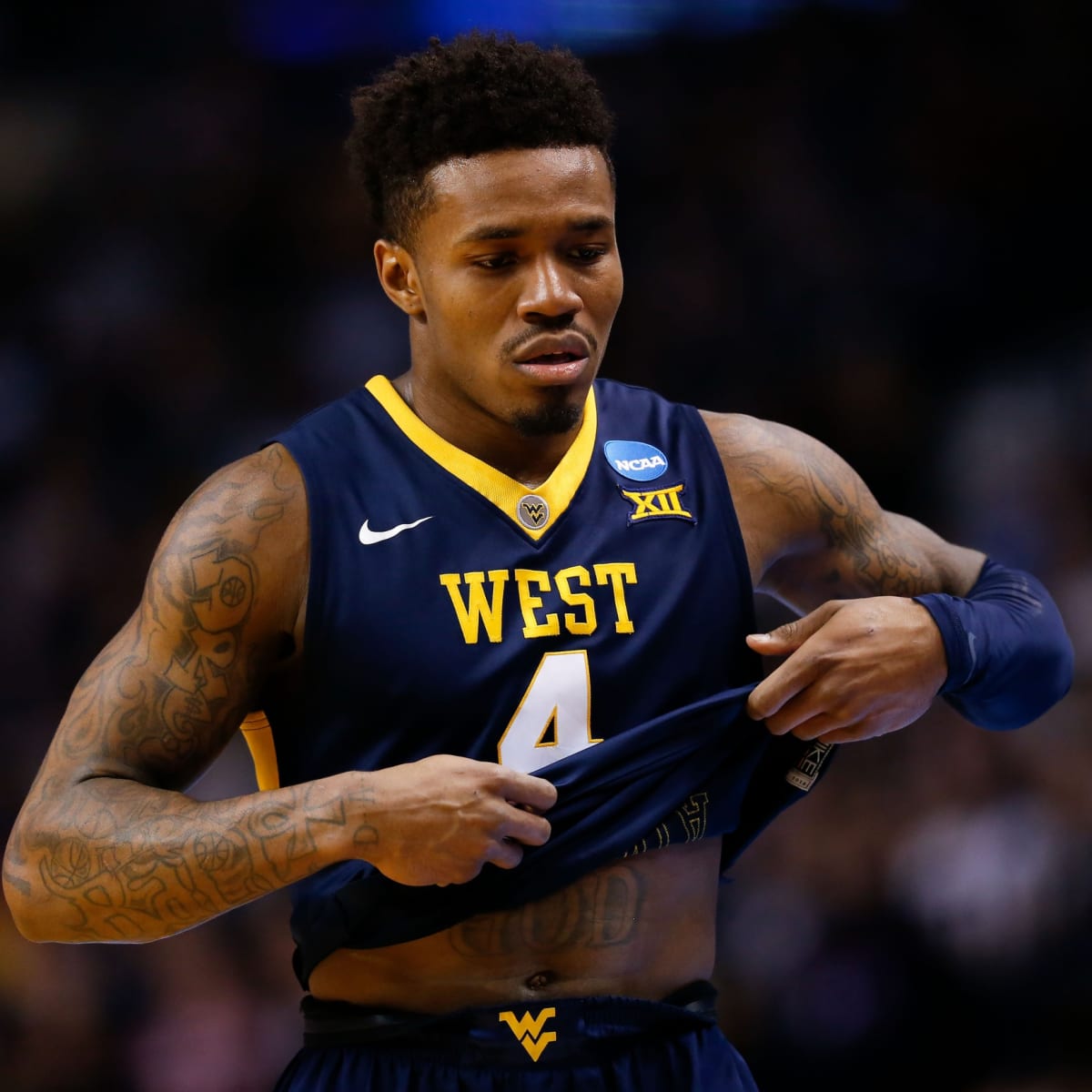 Daxter Miles Jr. Set to Return to the NBA's G-League - Sports Illustrated  West Virginia Mountaineers News, Analysis and More