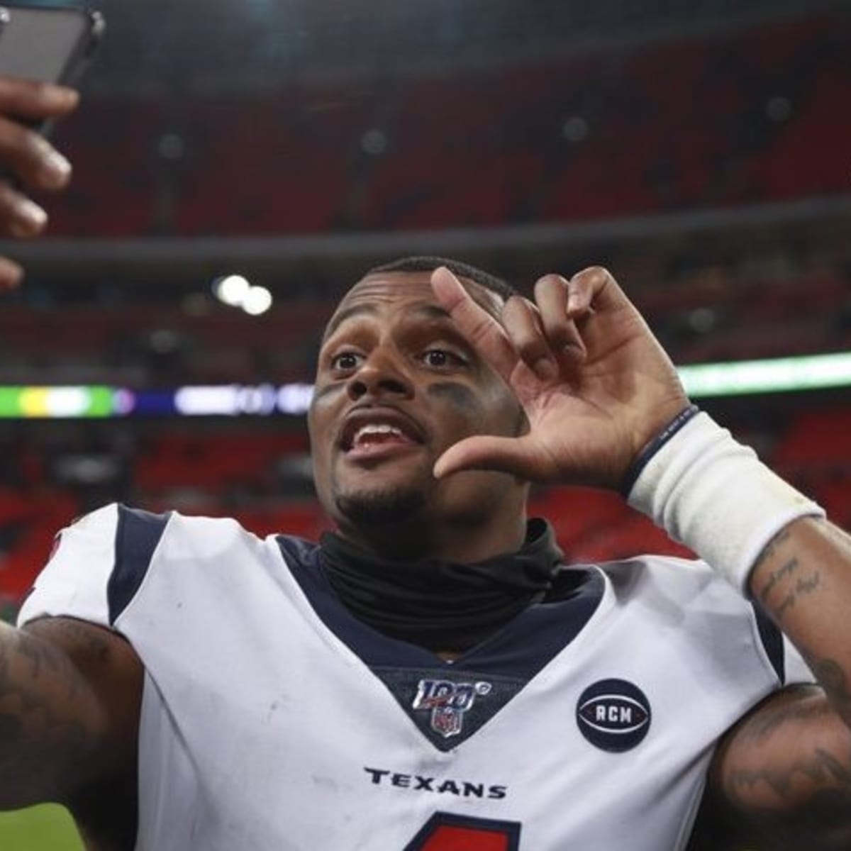 Texans Mcnair Texts Watson Tweets Fans Twist In The Wind Sports Illustrated Houston Texans News Analysis And More