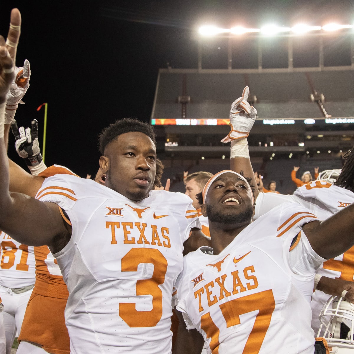 Texas junior RB Keaontay Ingram enters name in NCAA transfer portal