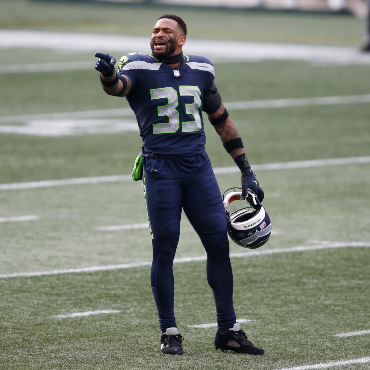 Seattle Seahawks Rapid Reaction: Devon Witherspoon, Defense Bully Giants in  24-3 Win - Sports Illustrated Seattle Seahawks News, Analysis and More