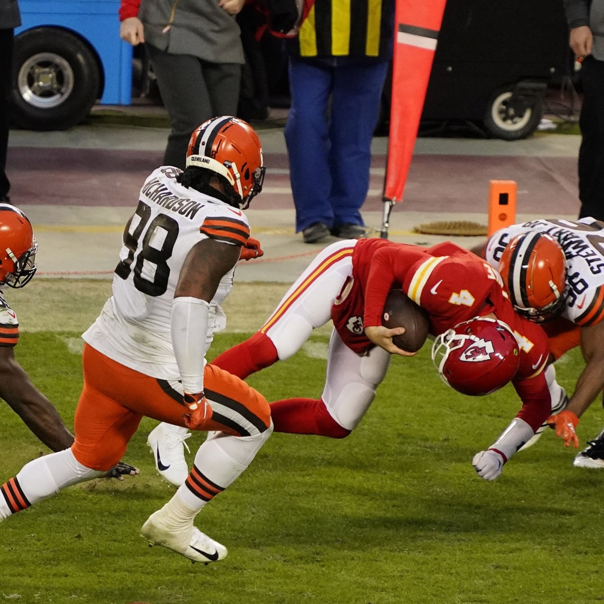 Chad Henne runs it in for the - The Kansas City Chiefs