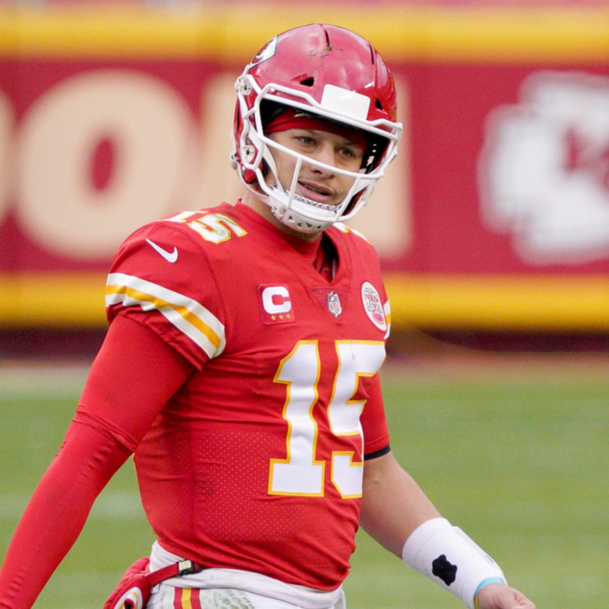 Josh Allen: Chad Henne joked he was Patrick Mahomes' coach