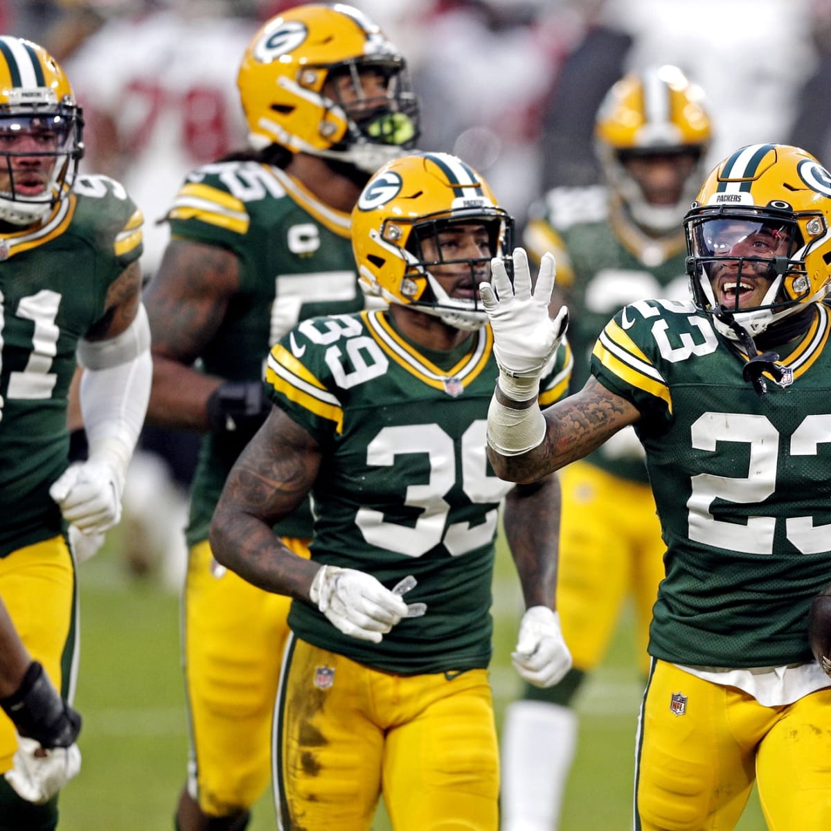 Jaire Alexander, beat twice early, wins over Twitter with interception