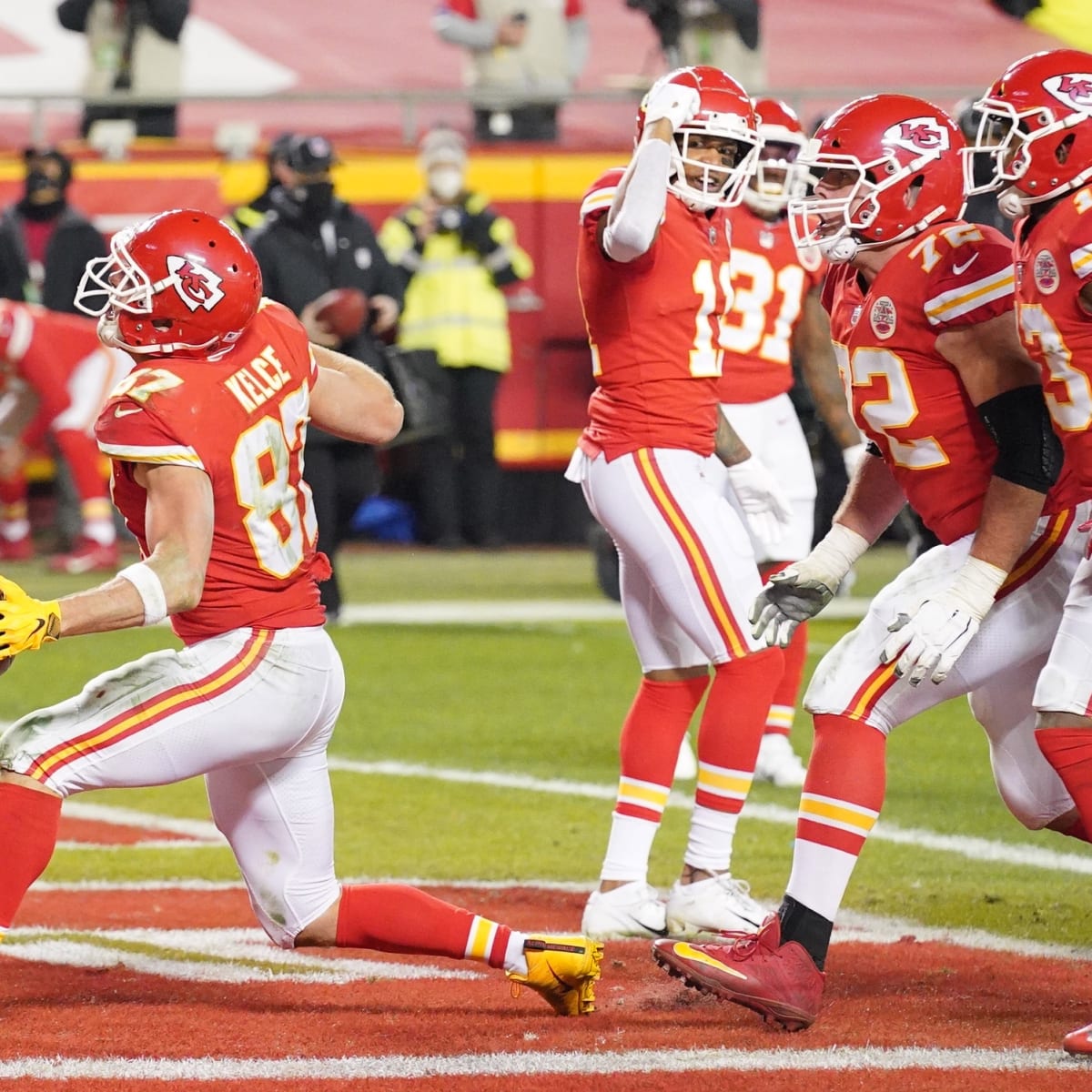 Chiefs defeat Bills in AFC title game, advance to Super Bowl LV