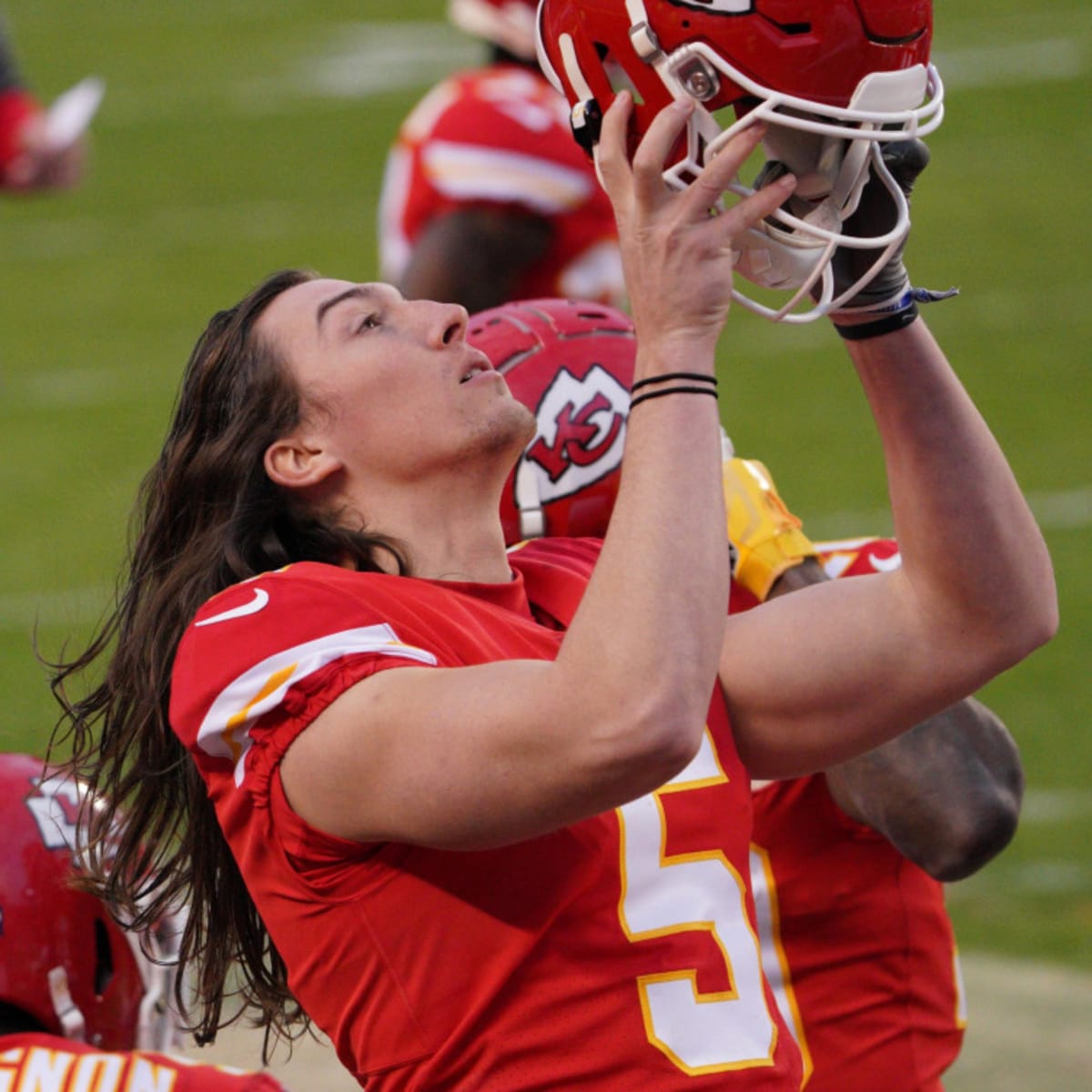 Tommy Townsend Reportedly Re-Signs With Kansas City Chiefs for 2023 -  Sports Illustrated Kansas City Chiefs News, Analysis and More