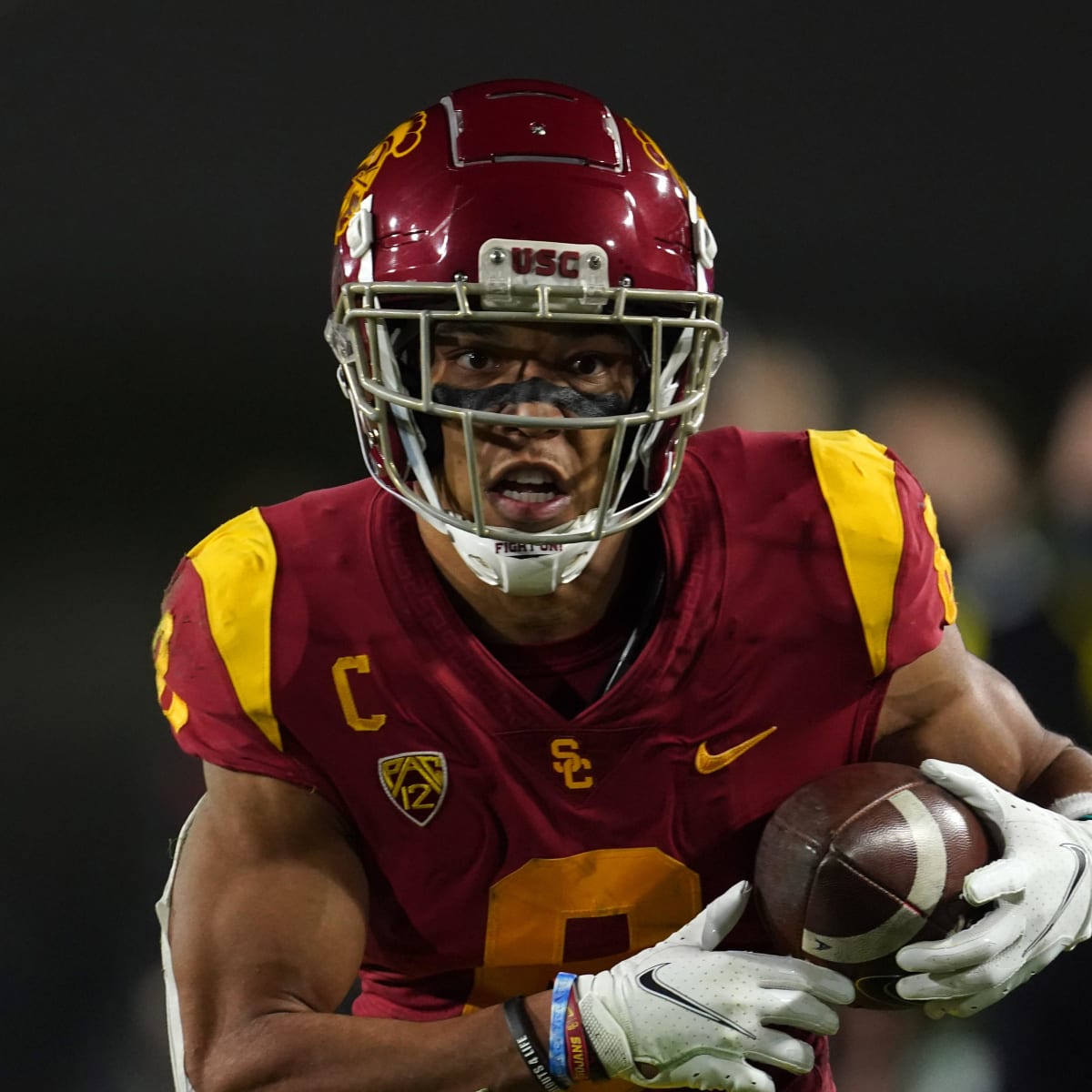 USC HC Clay Helton: What OL Alijah Vera-Tucker, WR Amon-Ra St. Brown will  bring to New York Jets, Detroit Lions