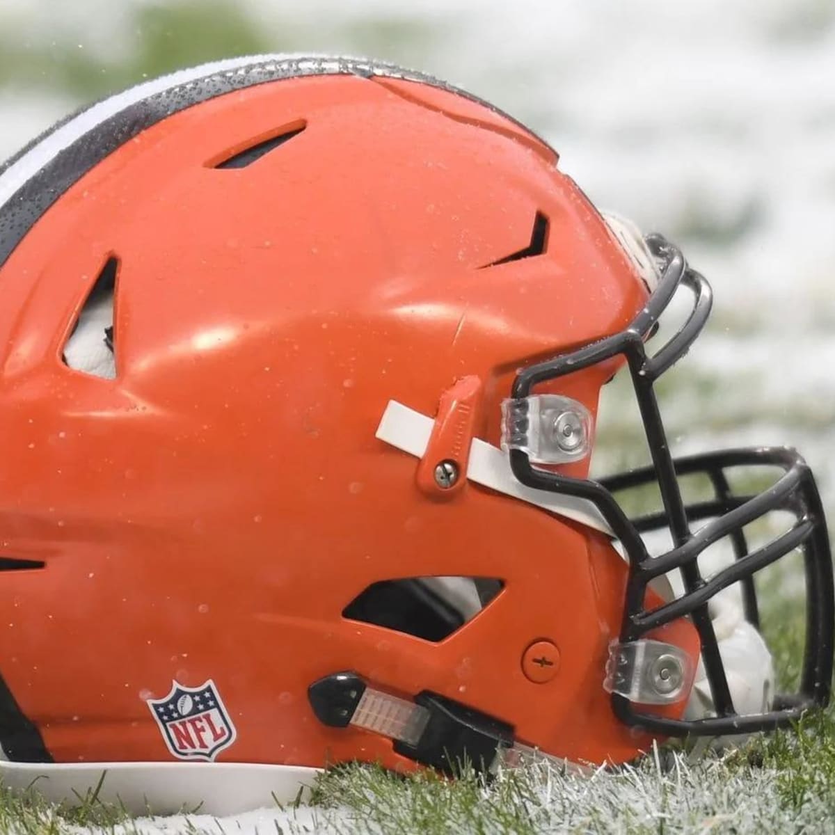 CLEVELAND BROWNS ALTERNATE LOGO CONCEPT RIDDELL REVOLUTION