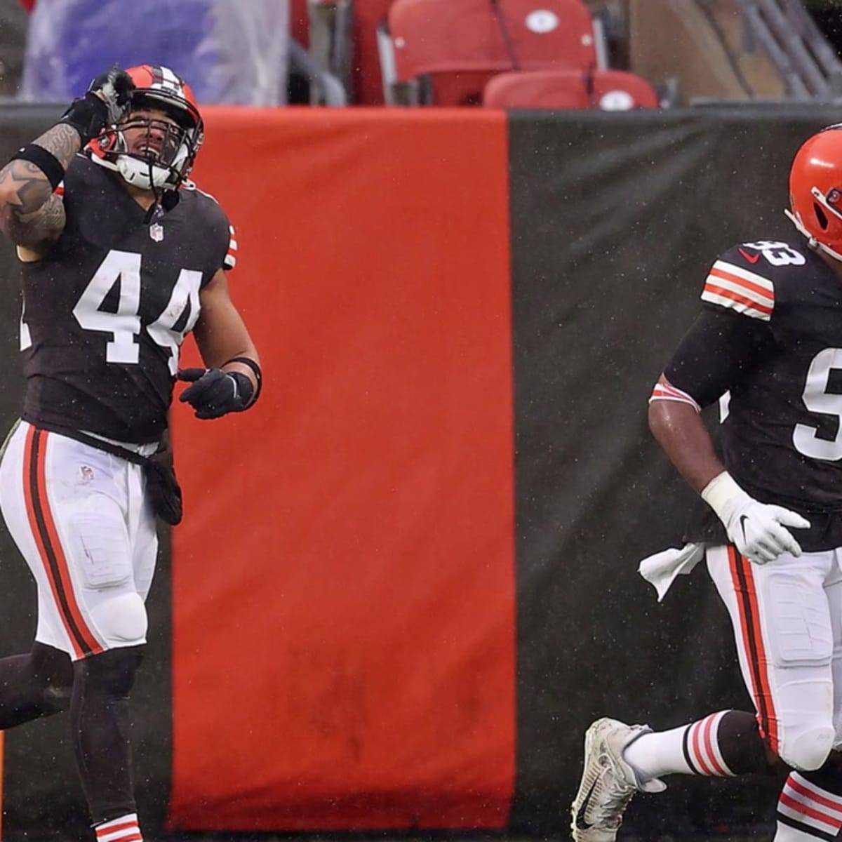 Josh Gordon teams with Johnny Manziel in Fan Controlled league