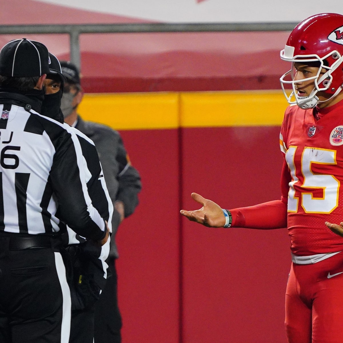 Who is the referee for Chiefs vs. Buccaneers Super Bowl 2021 game?