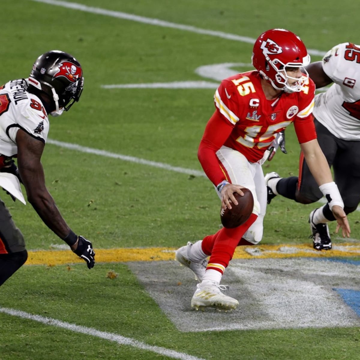 SUPER BOWL RECAP: Tampa Bay Defense Overwhelms Kansas City Weakened  Offensive Line – Banner News