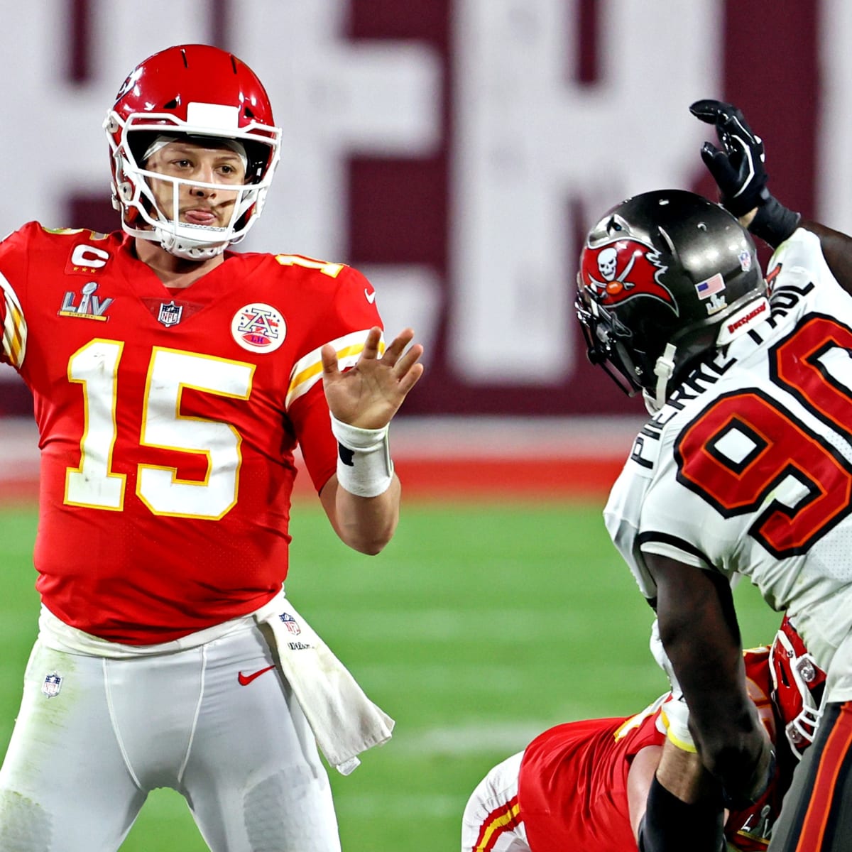 Super Bowl 2022 odds: Chiefs favored over Packers, Buccaneers