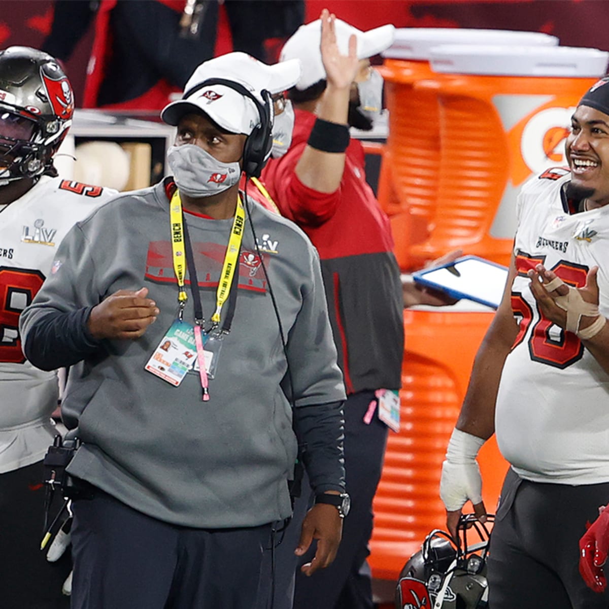 Buccaneers Keep Sunday's Game Plan as Other Sports Teams Shift