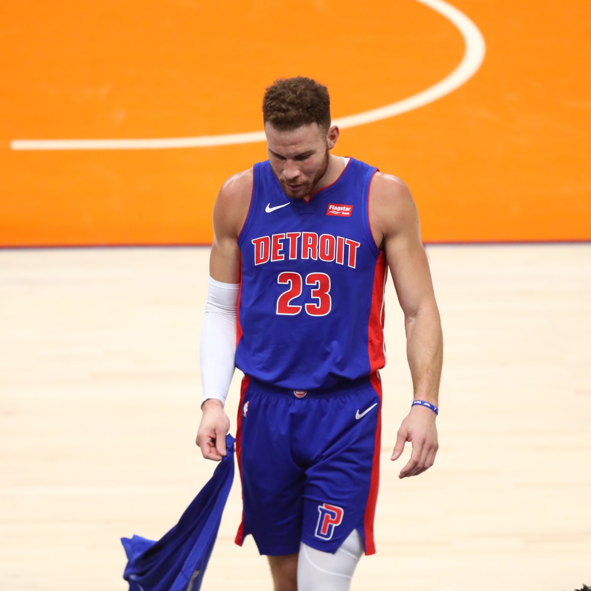In adding Blake Griffin, Detroit Pistons take a risk to get a star