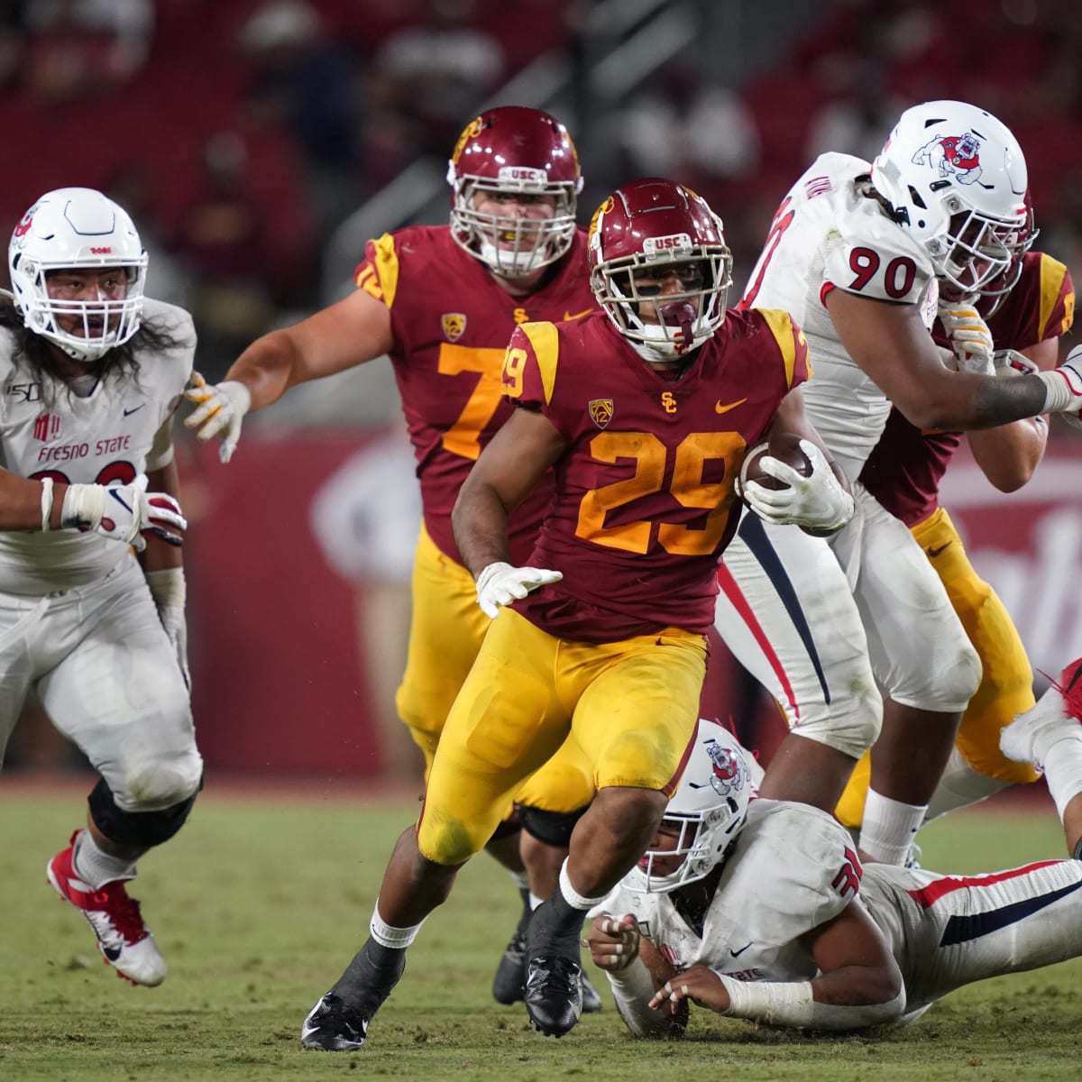 USC Trojans running back Vavae Malepeai freezes DB with a nasty