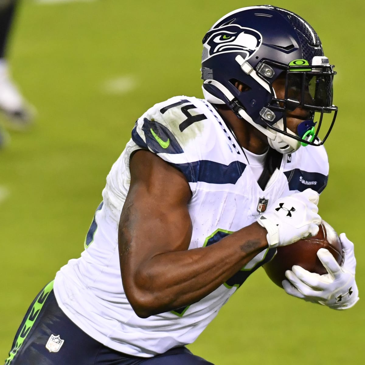 Seahawks' DK Metcalf to run in 100m at USATF meet with eye on