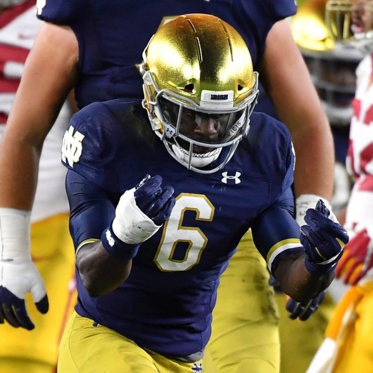 Notre Dame football: Jeremiah Owusu-Koramoah earns PFF honor