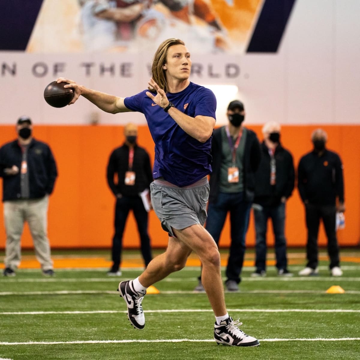 NFL draft: Clemson's Trevor Lawrence leveling off - Sports Illustrated