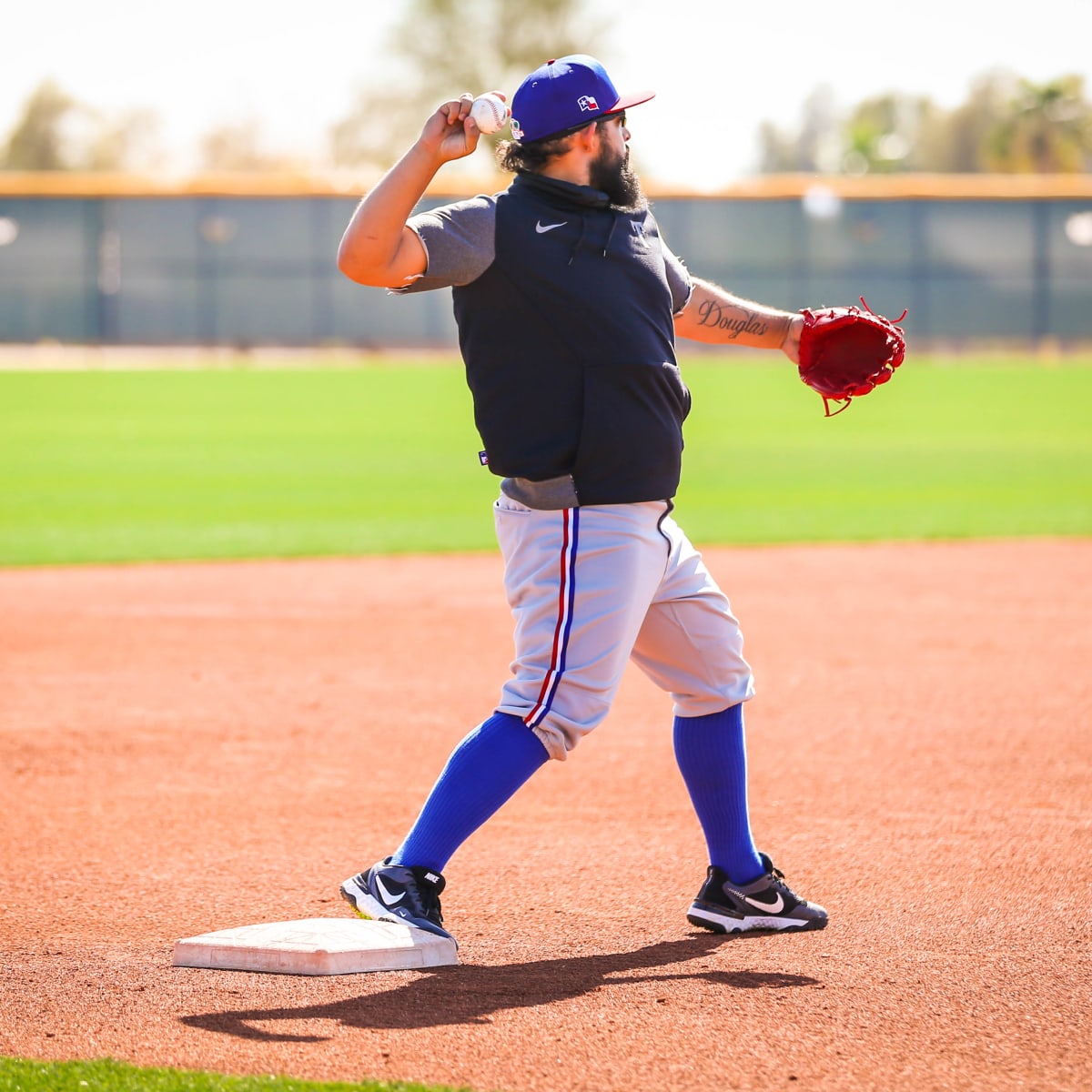 Rougned Odor makes diving stop in second start at third base for Rangers