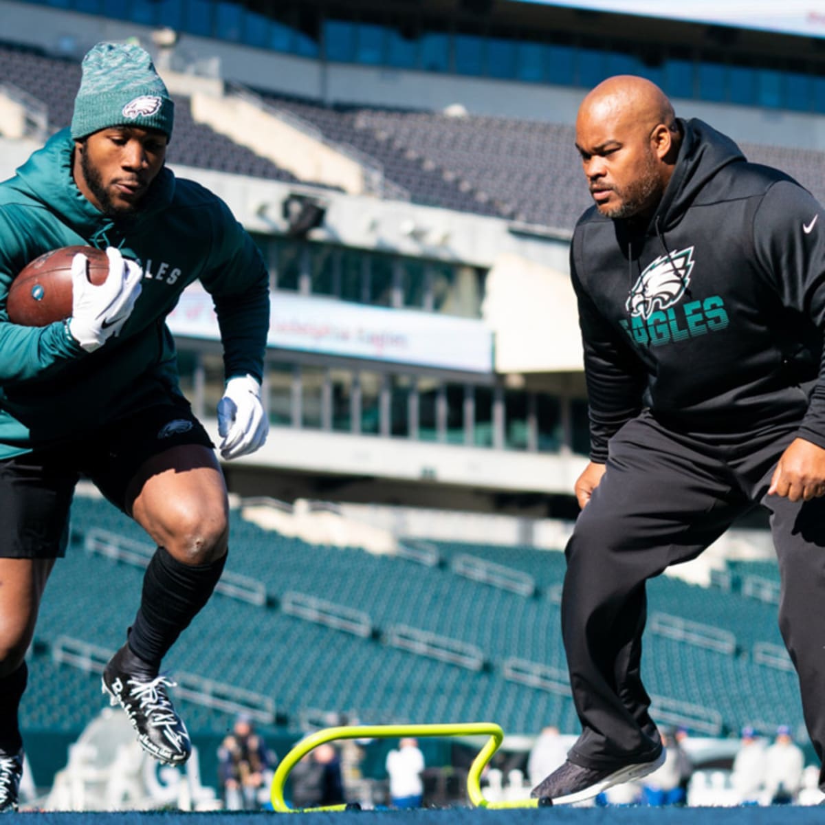 Hard Knocks Highlights: Duce Staley pushing D'Andre Swift