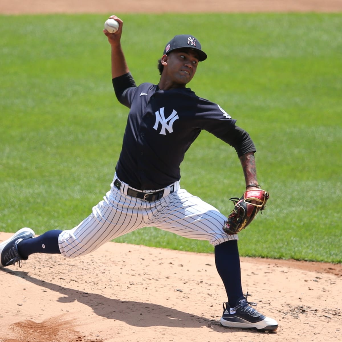 New York Yankees Deivi Garcia has chance to win starting rotation spot -  Sports Illustrated NY Yankees News, Analysis and More