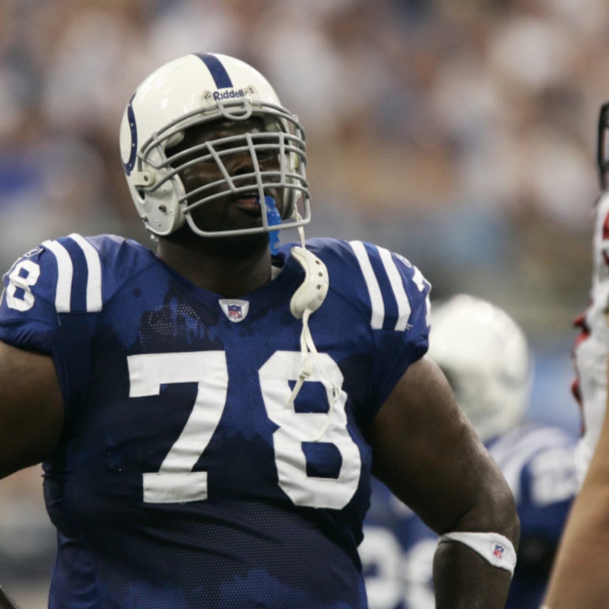 Colts: Former LT Tarik Glenn inducted into Colts Ring of Honor