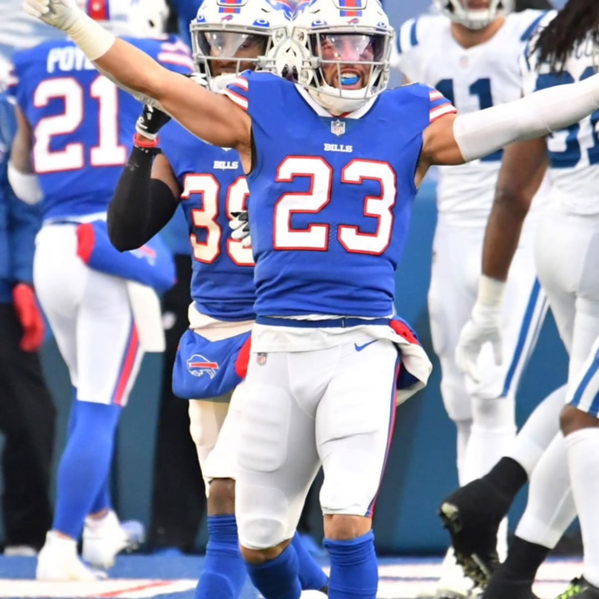 Buffalo Bills safety Micah Hyde signs two-year contract extension