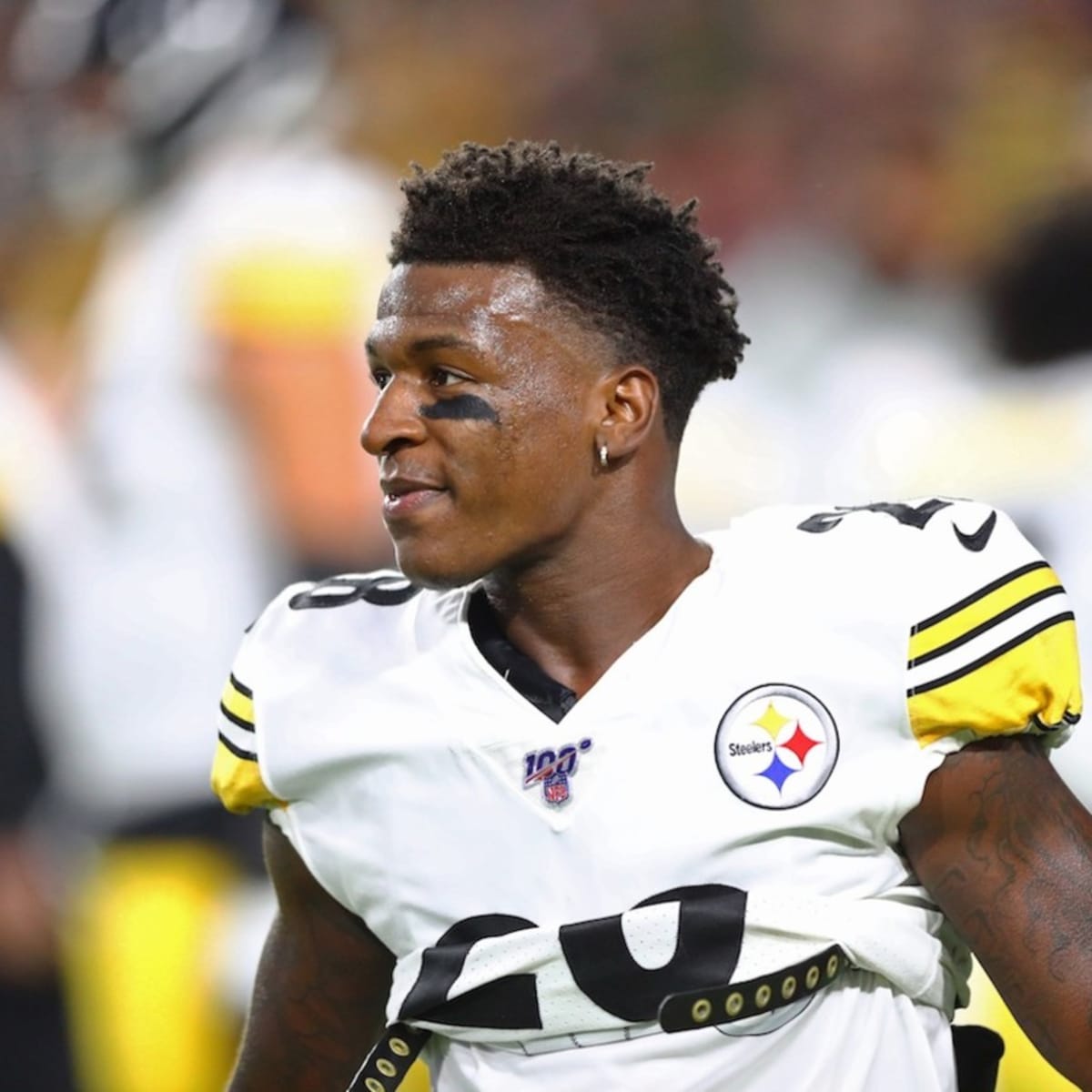 Steelers notes: Mike Hilton has a happy homecoming — and lets Pittsburgh  fans know about it