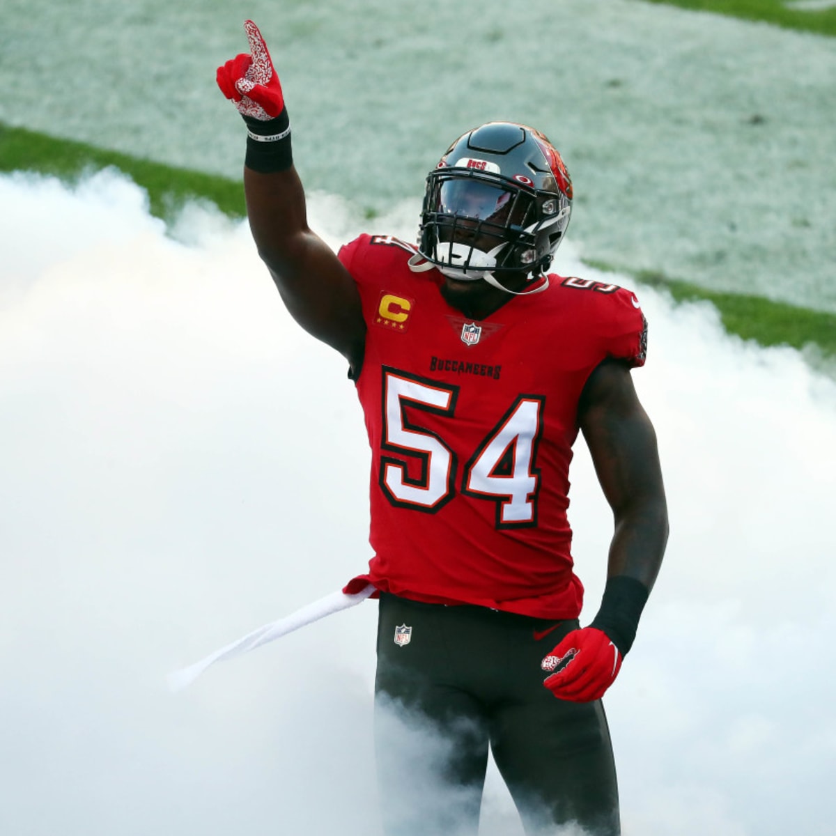 Tampa Bay Uses Franchise Tag on Godwin; Keep Lavonte David - ESPN 98.1 FM -  850 AM WRUF