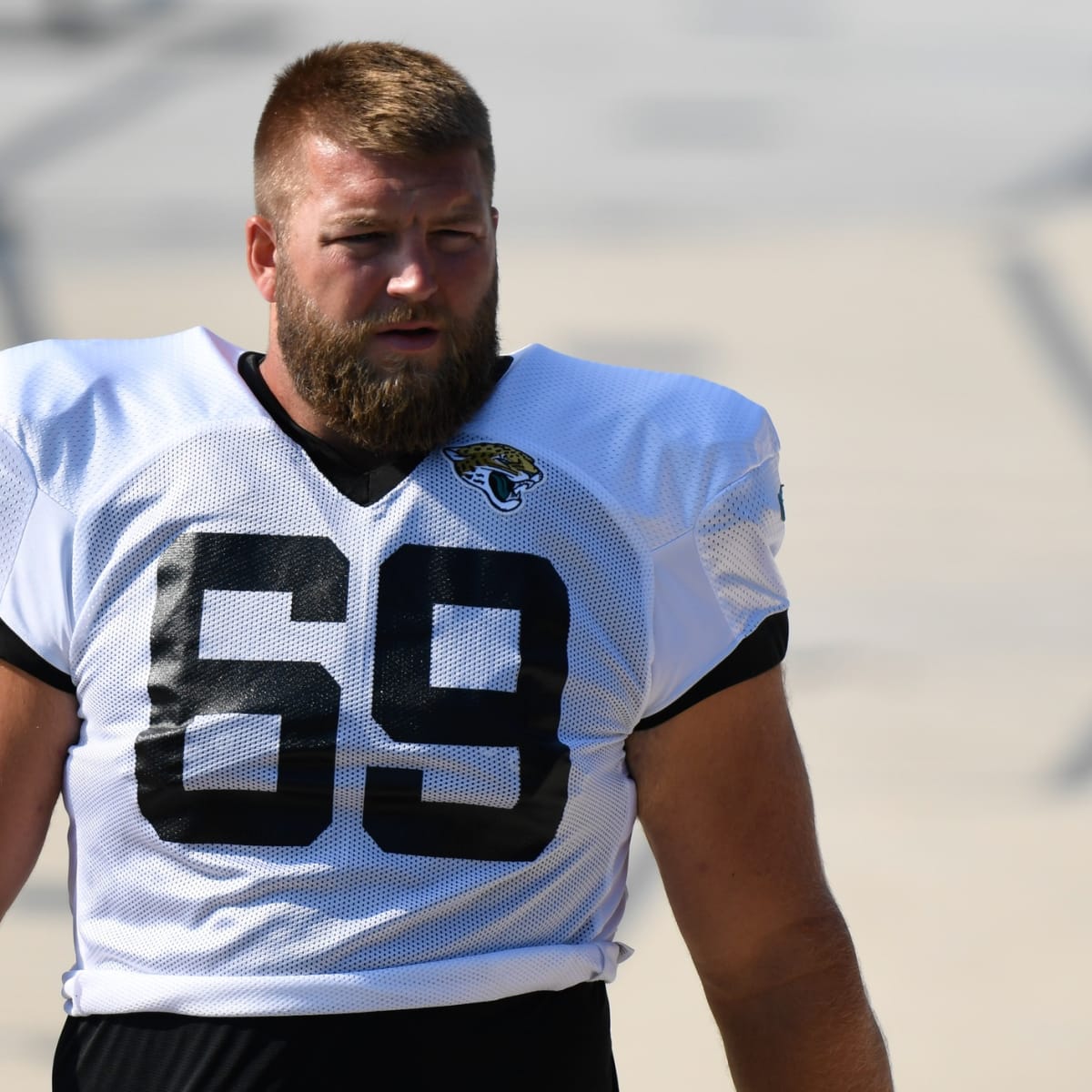 Jacksonville Jaguars - #Jaguars re-sign offensive lineman Tyler