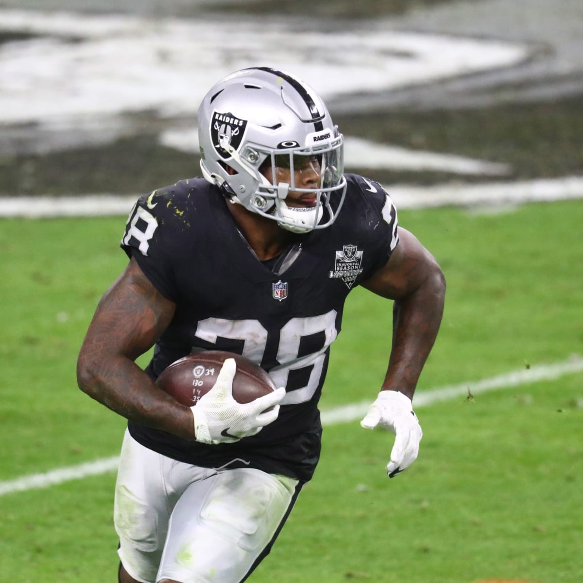 No limitations were placed on Las Vegas Raiders' Jacobs in Week 1 - Sports  Illustrated Las Vegas Raiders News, Analysis and More