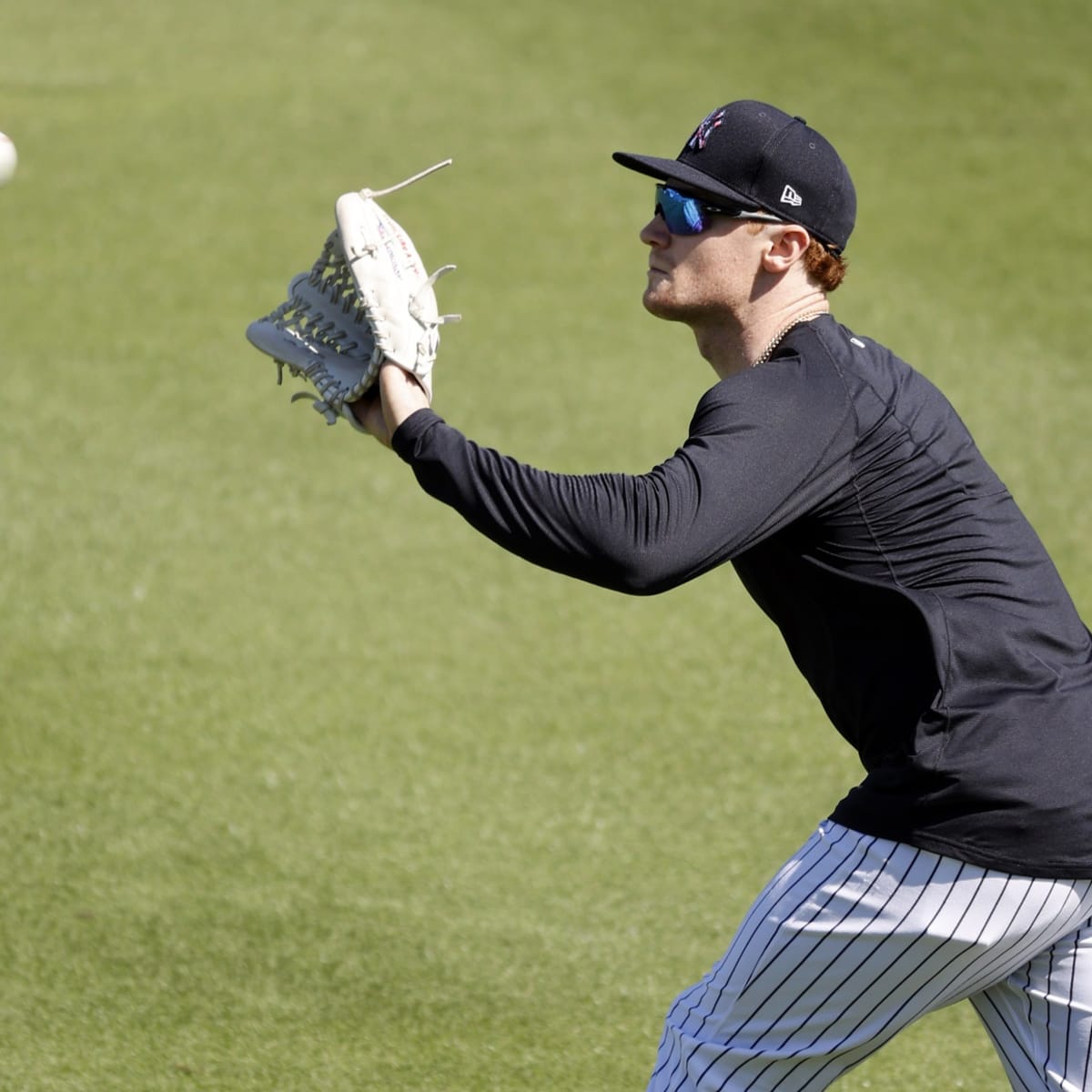 New York Yankees win, but deal with Clint Frazier injury scare