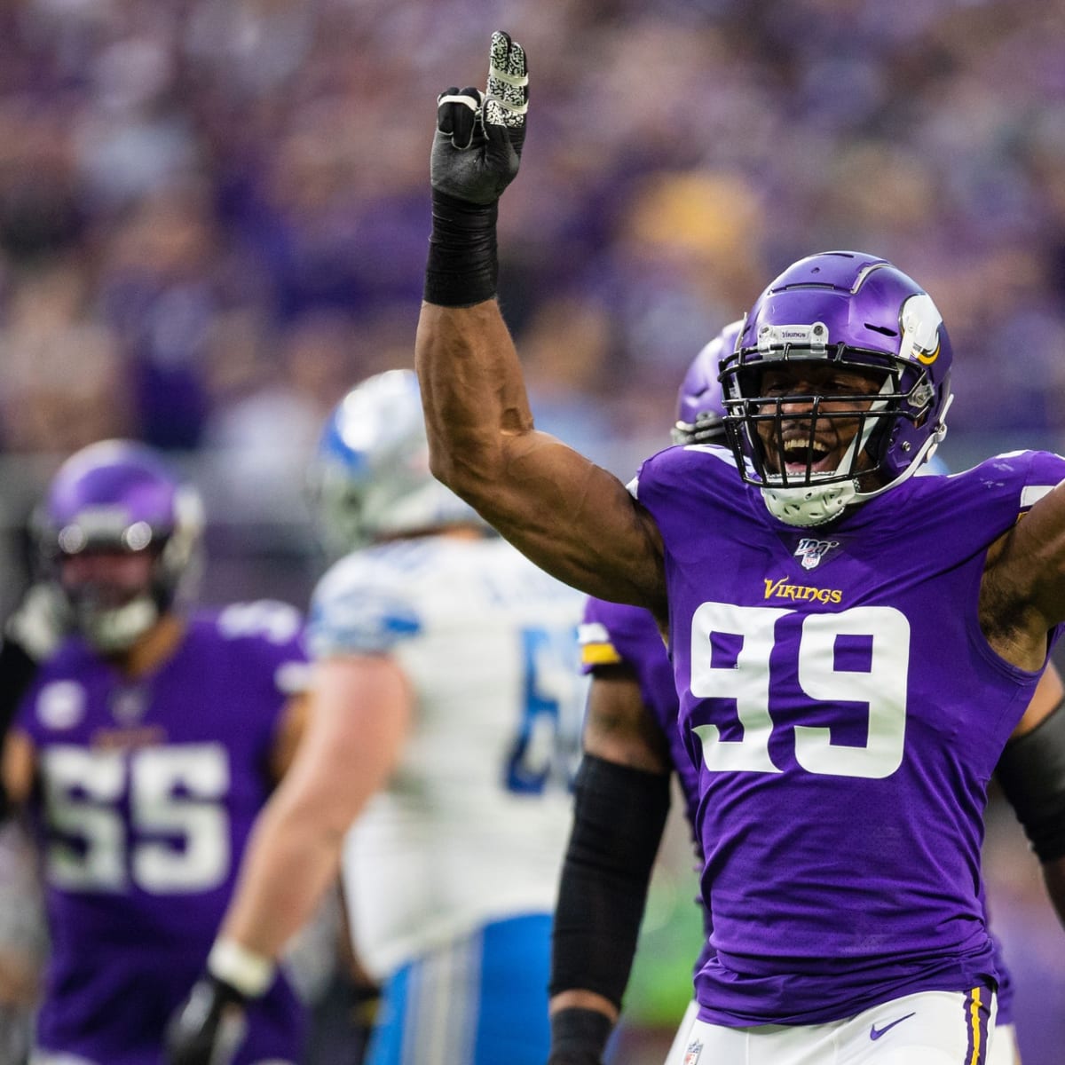 Danielle Hunter Wins Contract Dispute With Vikings, Earns One-Year Deal