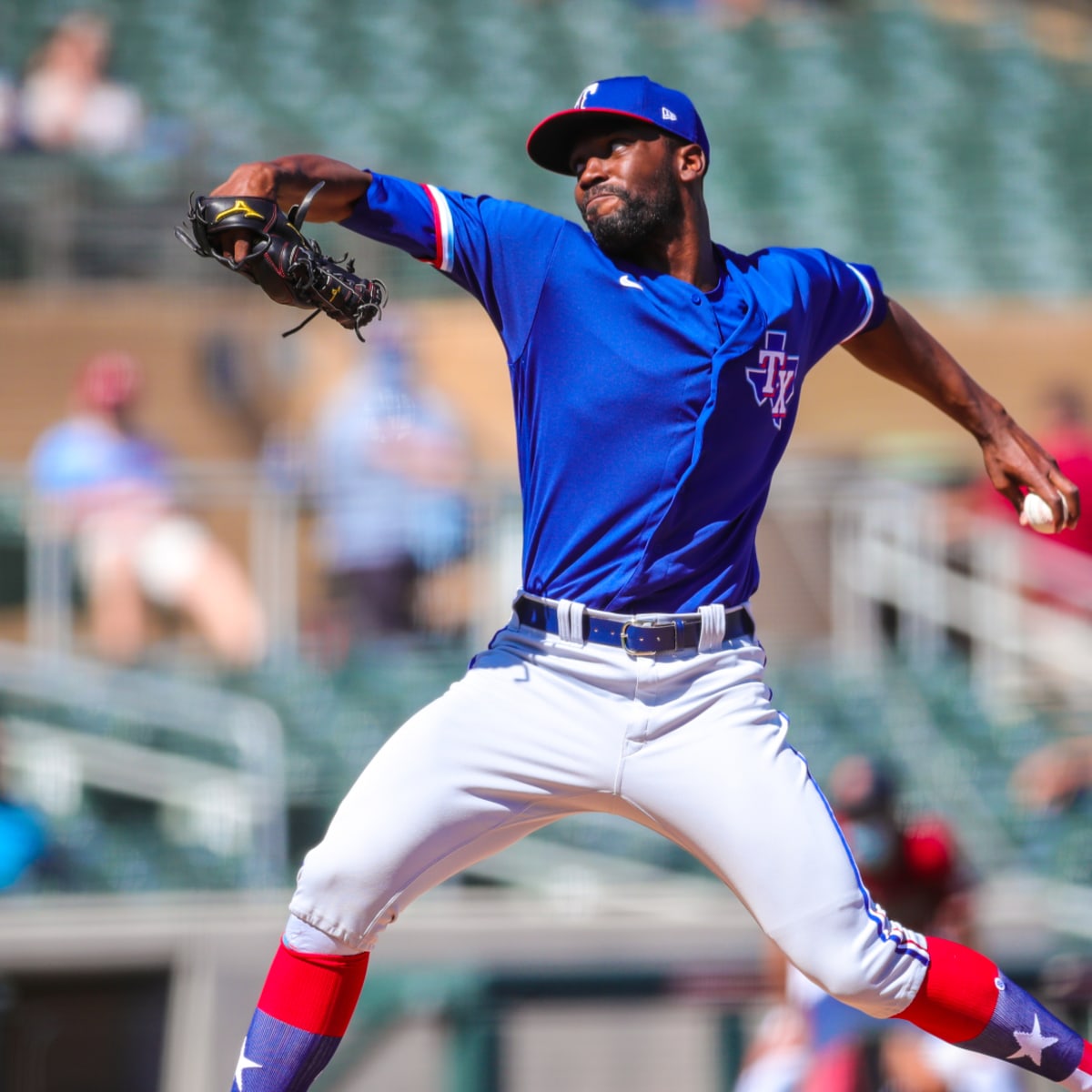 Texas Rangers vs Los Angeles Dodgers: Starting Lineups, Injury Report -  Sports Illustrated Texas Rangers News, Analysis and More