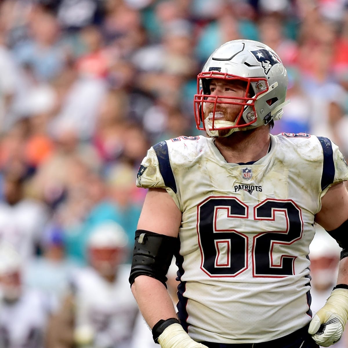 Former Patriots All-Pro Joe Thuney signs with Kansas City