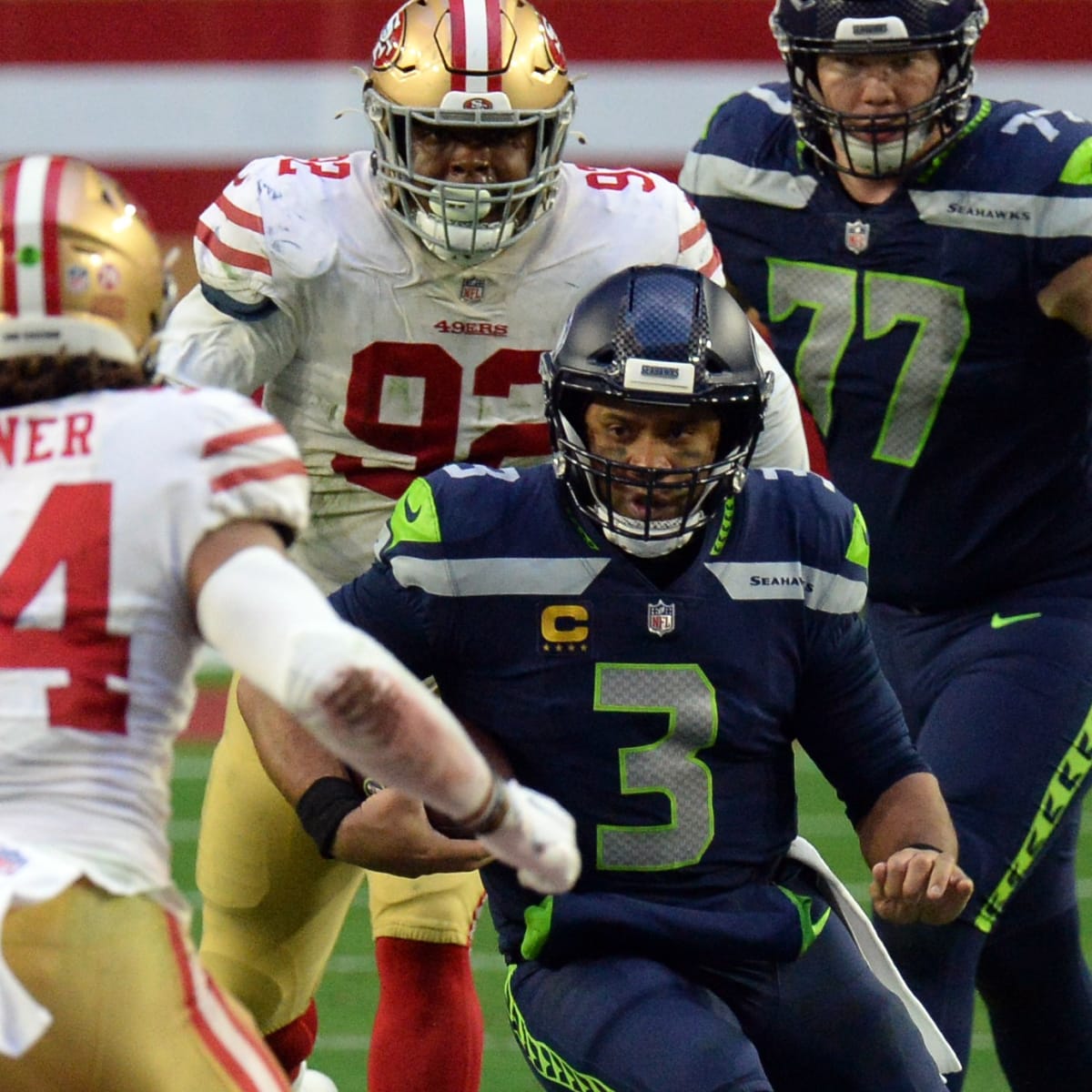 Chicago Bears Rumors: Russell Wilson Trade Talks 'Could Heat Up' +