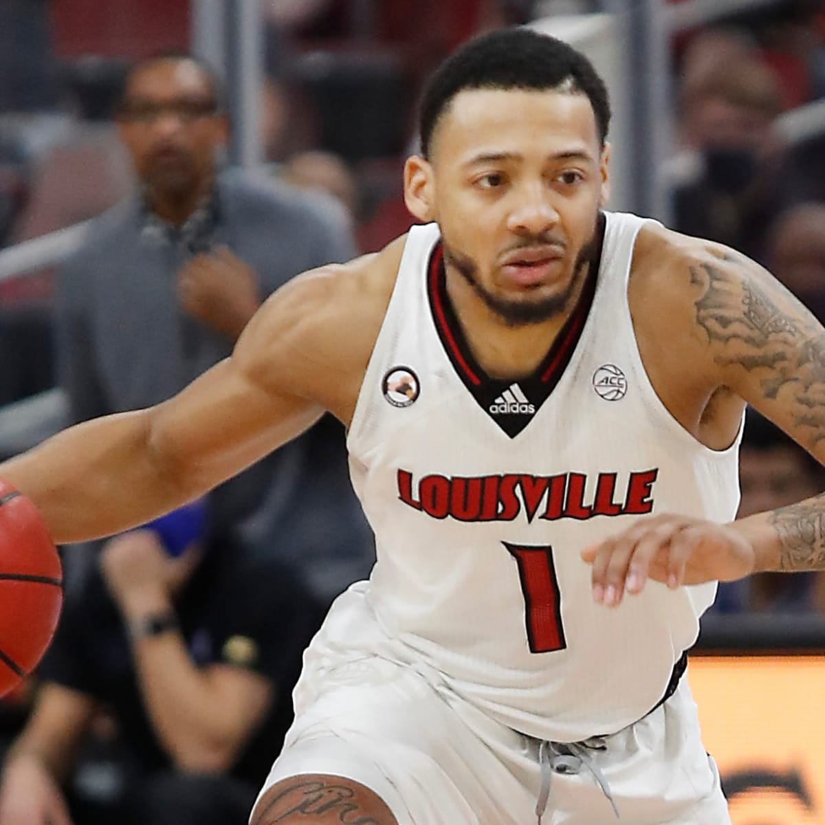 Louisville basketball: Cards end skid behind Carlik Jones, beats Duke