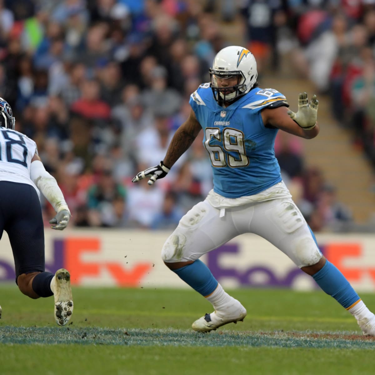 Colts news: Add defensive end Isaac Rochell from Chargers