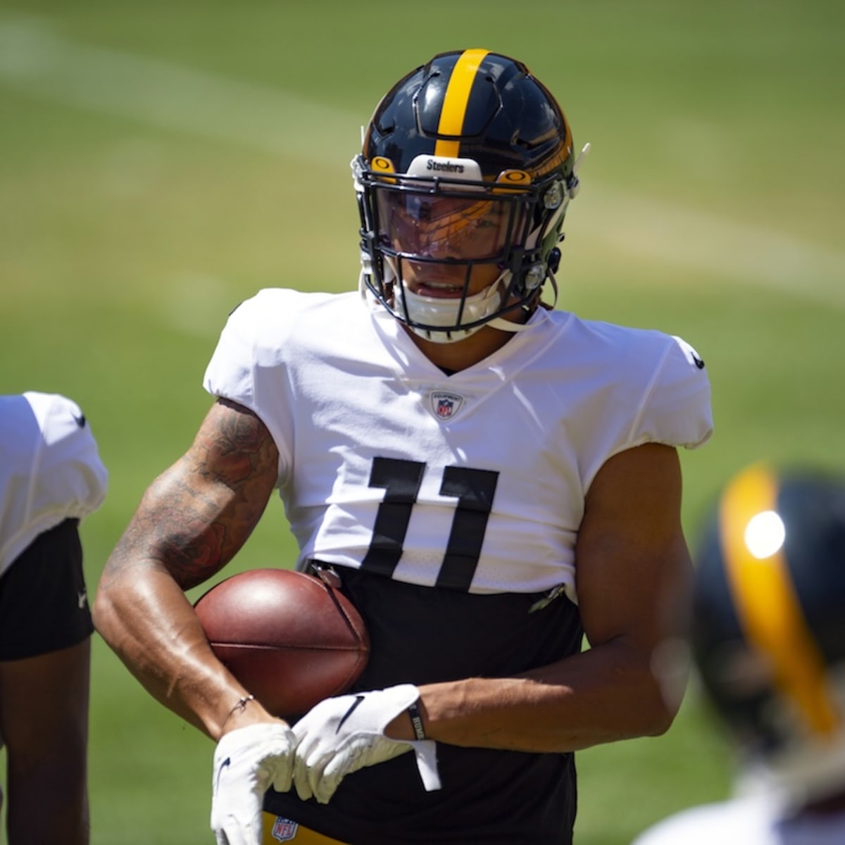 Steelers: Video emerges allegedly showing Chase Claypool in bar fight